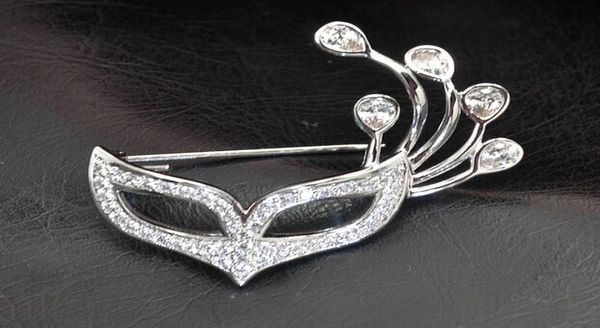popular beautiful lady girls flower collar rhinestone crystal silver plated fox mask brooch pin for gift whole 12 pcs1176316, Gray
popular beautiful lady girls flower collar rhinestone crystal silver plated fox mask brooch pin for gift whole 12 pcs1176316, Gray
