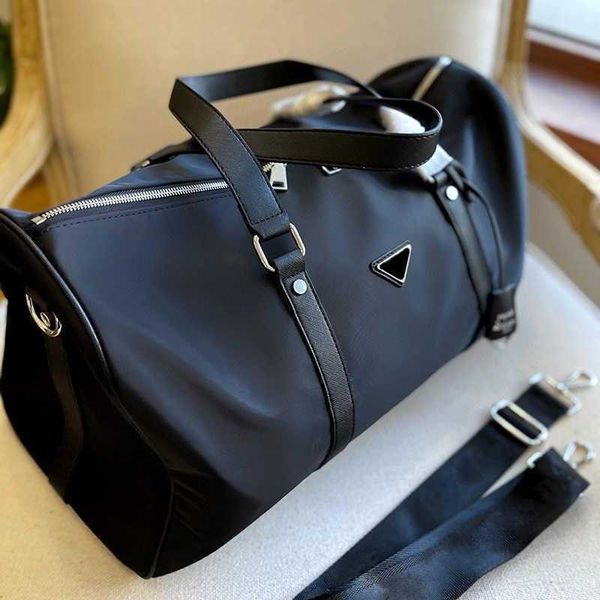 pbag triangle large capacity travel bag vintage crossbody bags men designer bag luggage pouch women designers tote handbag purse wallet shop
pbag triangle large capacity travel bag vintage crossbody bags men designer bag luggage pouch women designers tote handbag purse wallet shop