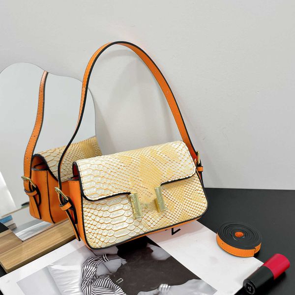 fashion shoulder bags designer women's handbag tote pu leather new h-buckle crocodile flap leather wallet multi-functional crossbody ba
fashion shoulder bags designer women's handbag tote pu leather new h-buckle crocodile flap leather wallet multi-functional crossbody ba