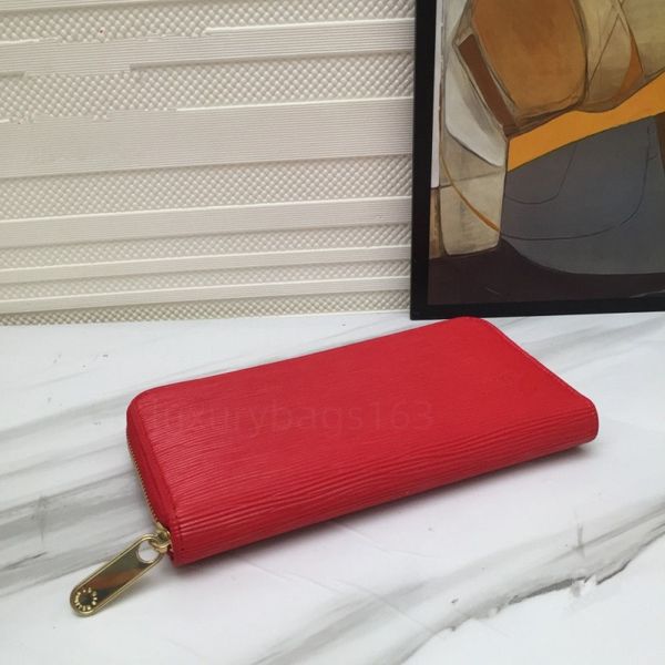 luxury designer bag leather men's and women's wallet key card bag handbag messenger oblique tote bag leather handbag letters, Red;black
luxury designer bag leather men's and women's wallet key card bag handbag messenger oblique tote bag leather handbag letters, Red;black