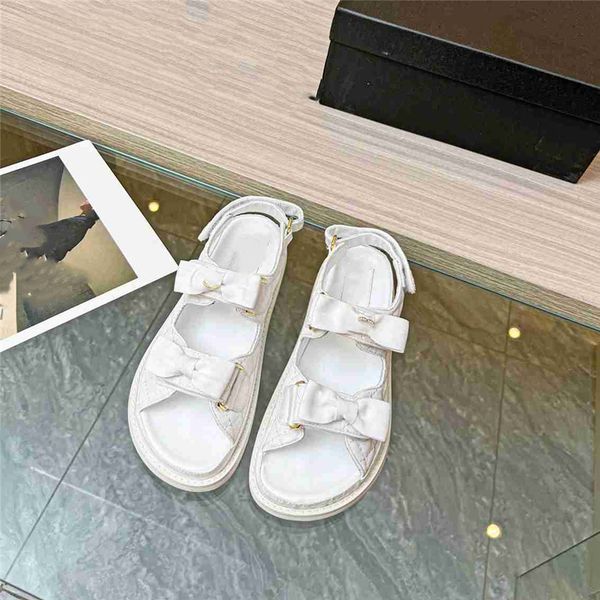 fashion sandals luxury design 2023 channel women's high heels business work leather canvas casual student sandals 010-012, Black 
fashion sandals luxury design 2023 channel women's high heels business work leather canvas casual student sandals 010-012, Black