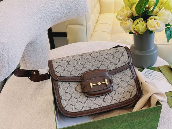 1955 horsebit bag retro saddle crossbody bag women's shoulder bag 22ss summer new luxury handbag designer flap crossbody strap bag clas
1955 horsebit bag retro saddle crossbody bag women's shoulder bag 22ss summer new luxury handbag designer flap crossbody strap bag clas