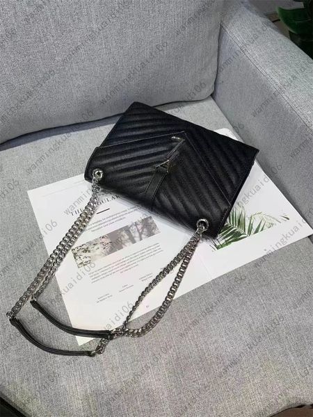 designers bags women sliver chain crossbody bag leather handbag tote ladies flip cover diagonal shoulder bags messenger bag wallet 037
designers bags women sliver chain crossbody bag leather handbag tote ladies flip cover diagonal shoulder bags messenger bag wallet 037