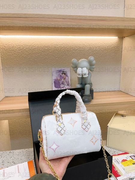 by the pool summer m23073 speedy bandouliere 25 bag 20cm pillow handle bag crafted giant monograms pastel designer padlock handbag rose pink
by the pool summer m23073 speedy bandouliere 25 bag 20cm pillow handle bag crafted giant monograms pastel designer padlock handbag rose pink