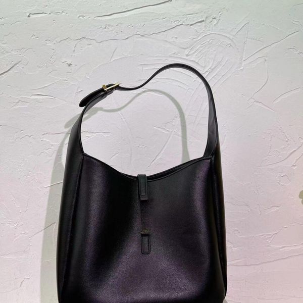 luxury shoulder bag designer bucket bag handbag handbag brand name bag messenger bag art lady underarm bag leather french designer handbags
luxury shoulder bag designer bucket bag handbag handbag brand name bag messenger bag art lady underarm bag leather french designer handbags