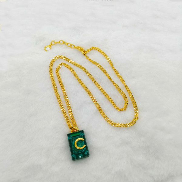 2023 luxury quality charm drop earring with green color pendant necklace in 18k gold plated have box stamp ps7186b, Golden
2023 luxury quality charm drop earring with green color pendant necklace in 18k gold plated have box stamp ps7186b, Golden