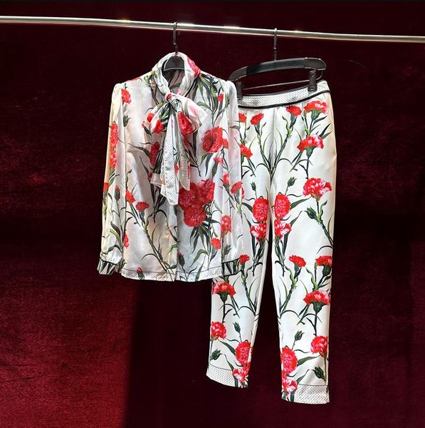 european and american women's clothes 2023 summer new long-sleeved carnations printed bow collar shirt trousers fashion suit, White
european and american women's clothes 2023 summer new long-sleeved carnations printed bow collar shirt trousers fashion suit, White