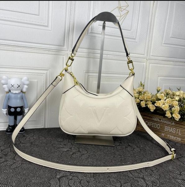 7a genuine leather designer womens shoulder bag luxury bagatelle bb handbags embossed flower letter empreinte leather mini underarm bags cro
7a genuine leather designer womens shoulder bag luxury bagatelle bb handbags embossed flower letter empreinte leather mini underarm bags cro