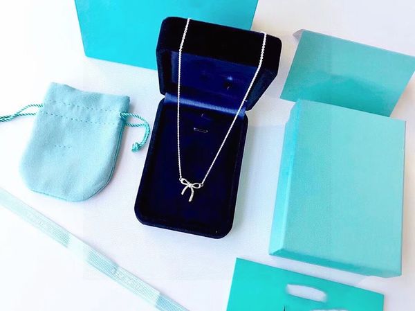 popular 925 sterling silver bow necklace in europe and america, classic and fashionable women's pendant, jewelry with box
popular 925 sterling silver bow necklace in europe and america, classic and fashionable women's pendant, jewelry with box