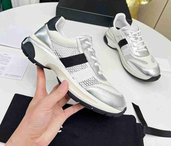 running shoes designer ccity outdoor casual retro sports shoes channel men women sneakers run away breathable trainer n1011
running shoes designer ccity outdoor casual retro sports shoes channel men women sneakers run away breathable trainer n1011