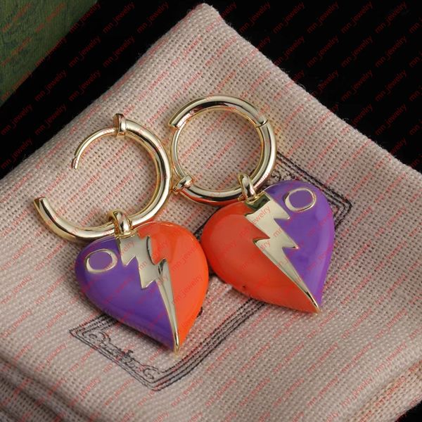 european and american simple heart-shaped lightning stud earrings. statement designer earrings for women. brand fashion designer jewelry, Golden;silver
european and american simple heart-shaped lightning stud earrings. statement designer earrings for women. brand fashion designer jewelry, Golden;silver