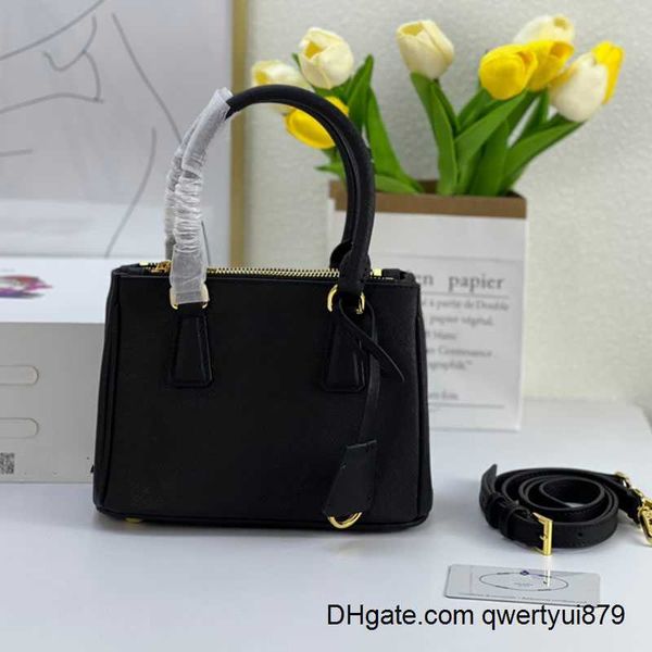 shoulder bags women's bag underarm handbag fashion shopping satchel leather bottle crossbody luxury designer purse envelope size long 2
shoulder bags women's bag underarm handbag fashion shopping satchel leather bottle crossbody luxury designer purse envelope size long 2