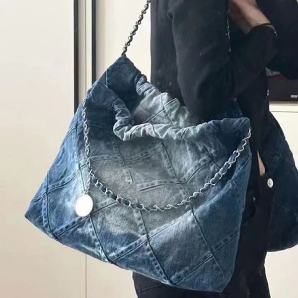 2023 new arrival denim grand shopping bag tote travel designer woman sling body bag handbag chain quilted fashion shopping bag
2023 new arrival denim grand shopping bag tote travel designer woman sling body bag handbag chain quilted fashion shopping bag