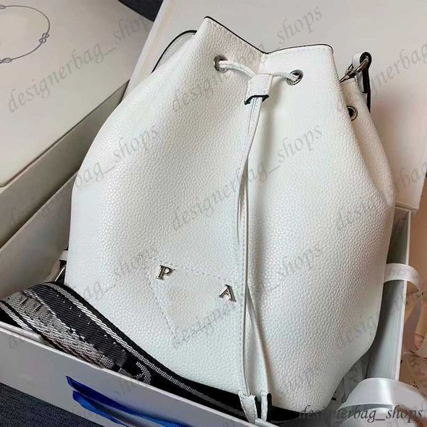 r handbag beach bag shopping bag shoulder bucket bag crossbody 2023 new designer bag genuine leather bag wallet large capacity bag 230406
r handbag beach bag shopping bag shoulder bucket bag crossbody 2023 new designer bag genuine leather bag wallet large capacity bag 230406