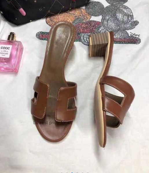 2023 luxury designer women slippers genuine leather sandals h summer oran flat flip flop crocodile skin slides ladies beach sandal party fas, Black
2023 luxury designer women slippers genuine leather sandals h summer oran flat flip flop crocodile skin slides ladies beach sandal party fas, Black