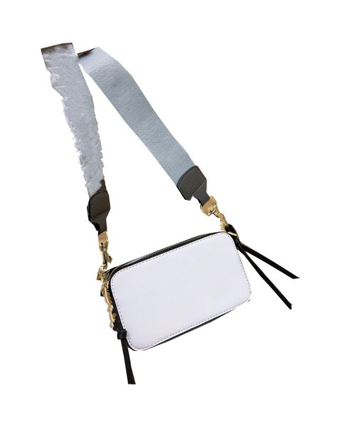 camera bag, women's bag, celebrity, same color matching wide shoulder strap, single shoulder crossbody bag
camera bag, women's bag, celebrity, same color matching wide shoulder strap, single shoulder crossbody bag