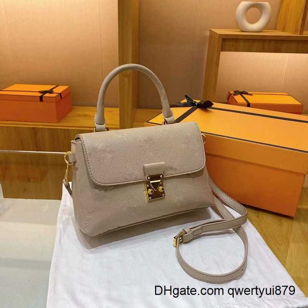 shoulder bags women clutch handbag designer bag luxury tote fashion crossbody pu leather pocket lady shopping flower pressed 6colors choose
shoulder bags women clutch handbag designer bag luxury tote fashion crossbody pu leather pocket lady shopping flower pressed 6colors choose