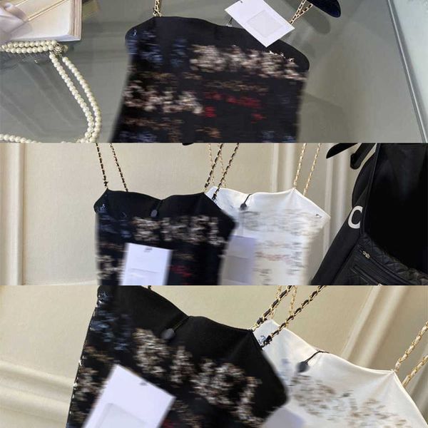 designer runway summer 2022 women's t-shirt fashion chain tanks ladies elegant letter women sleeveless casual tank 4446, White
designer runway summer 2022 women's t-shirt fashion chain tanks ladies elegant letter women sleeveless casual tank 4446, White