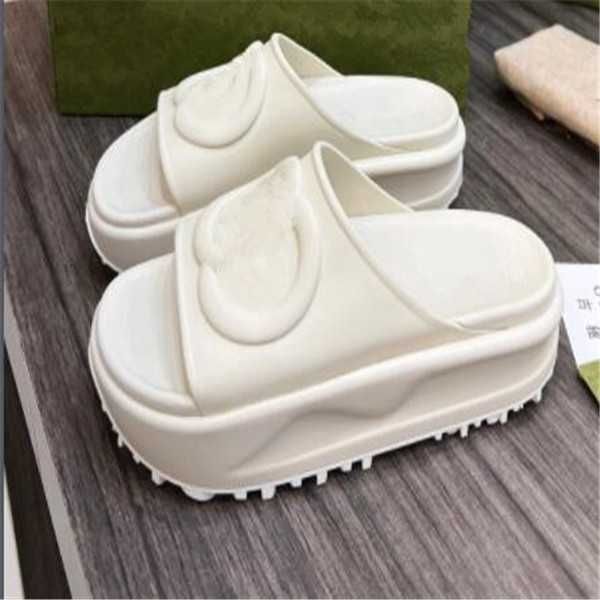 2022 fashion luxury new wedge heel thick bottom slippers women size 36-44 casual slippers brand letter g comfortable sandals have box dust b, Black
2022 fashion luxury new wedge heel thick bottom slippers women size 36-44 casual slippers brand letter g comfortable sandals have box dust b, Black