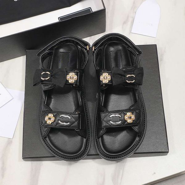 channel shoes designer ccity sandals fashion channel heels slide platform slippers woman channel flip flops shoes leather 541, Black
channel shoes designer ccity sandals fashion channel heels slide platform slippers woman channel flip flops shoes leather 541, Black
