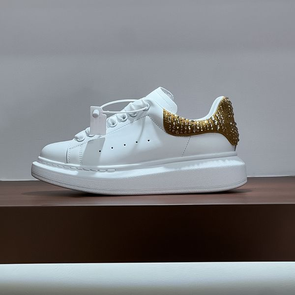 2023 youth couple small white shoes genuine leather thick sole lace up m q outdoor leisure sports shoes for men and women luxury designer sh, Black
2023 youth couple small white shoes genuine leather thick sole lace up m q outdoor leisure sports shoes for men and women luxury designer sh, Black