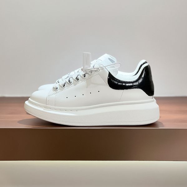 2023 spring/summer new genuine leather matsuke thick sole small white shoes luxury designer premium outdoor casual mens and womens sports sh, Black
2023 spring/summer new genuine leather matsuke thick sole small white shoes luxury designer premium outdoor casual mens and womens sports sh, Black