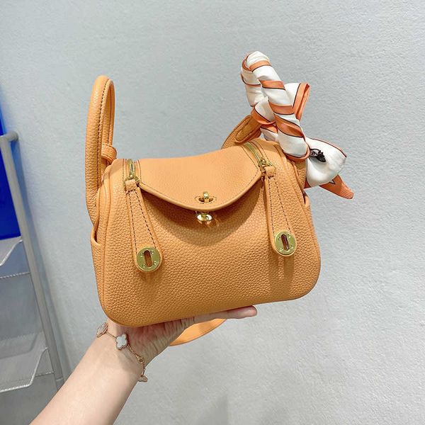 mini bag women's crossbody tote multi-functional leather one-shoulder portable fashion handbag
mini bag women's crossbody tote multi-functional leather one-shoulder portable fashion handbag