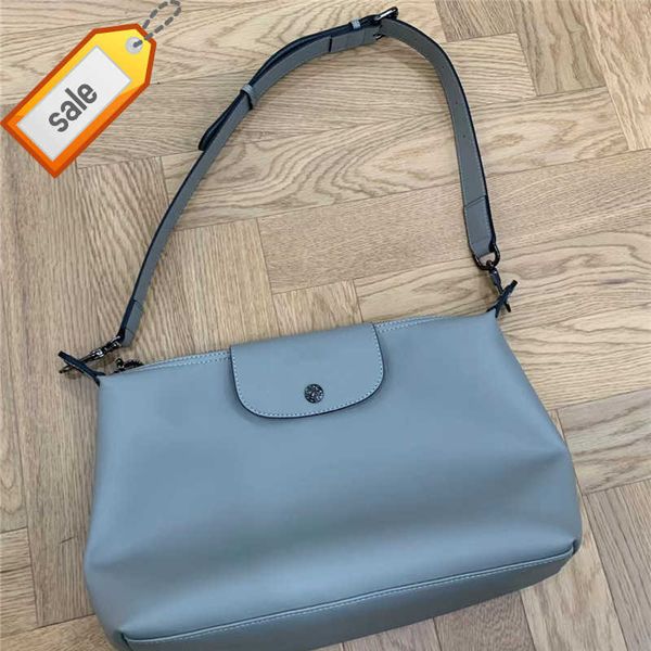 women's designer bags 2023 new crossbody longxiang dumpling bun solid soft leather large capacity portable underarm bag genuine hobo fa
women's designer bags 2023 new crossbody longxiang dumpling bun solid soft leather large capacity portable underarm bag genuine hobo fa