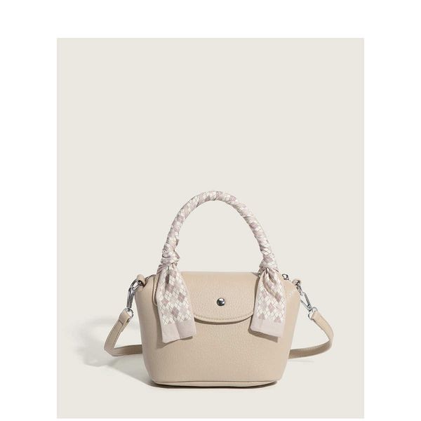 women's designer bags longxiang little tote bag 2023 new type summer cross shoulder handbag dumpling bun factory direct sales
women's designer bags longxiang little tote bag 2023 new type summer cross shoulder handbag dumpling bun factory direct sales