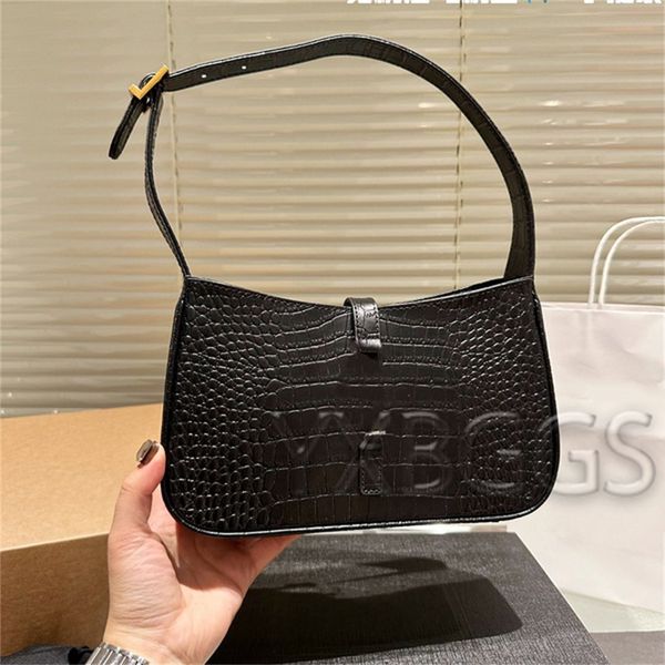 womens bag black fashion handbag crocodile pattern hard leather fashion evening bags shopping tote original box
womens bag black fashion handbag crocodile pattern hard leather fashion evening bags shopping tote original box