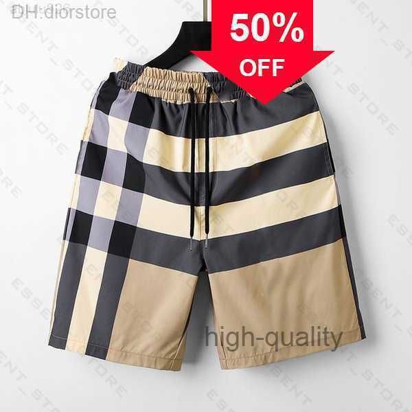 burbrery plaid shorts 2023 mens summer fashion beach pants designers board swim short gym mesh sportswear quick drying swimwear printing man, White;black
burbrery plaid shorts 2023 mens summer fashion beach pants designers board swim short gym mesh sportswear quick drying swimwear printing man, White;black