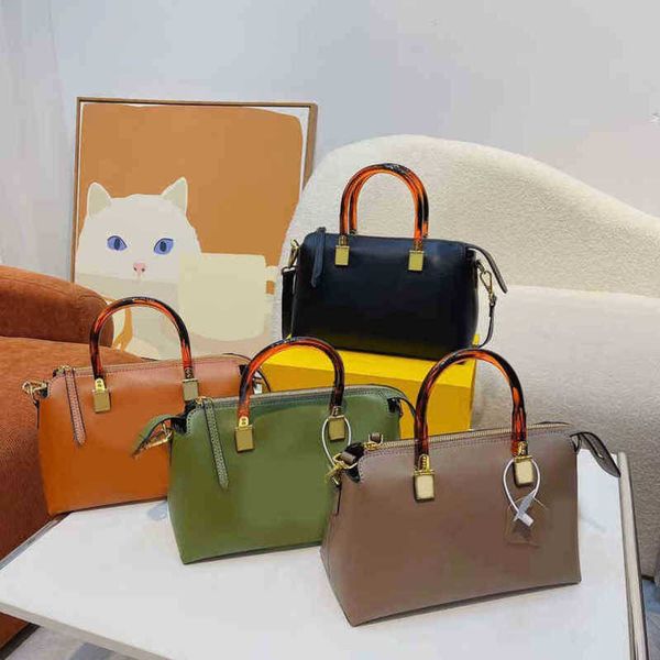 shoulder bags boston bags handbag pillow bag women designer crossbody packs classic high capacity leather female crossbody purses 220902
shoulder bags boston bags handbag pillow bag women designer crossbody packs classic high capacity leather female crossbody purses 220902