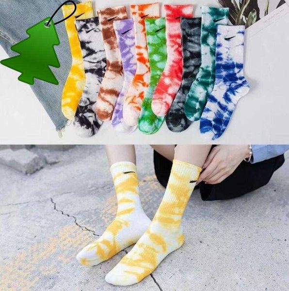 wholesale socks men socks women pure cotton 10 colors sports couple long socks letter nk color tie-dye printing size eu34-44, Black
wholesale socks men socks women pure cotton 10 colors sports couple long socks letter nk color tie-dye printing size eu34-44, Black