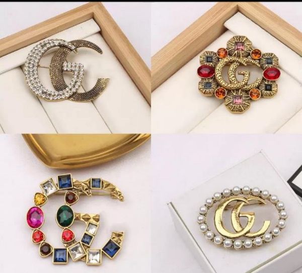 fashion luxury designer brand letter brooches plated inlay crystal rhinestone jewelry brooch charm pearl pin marry wedding party gift access, Gray
fashion luxury designer brand letter brooches plated inlay crystal rhinestone jewelry brooch charm pearl pin marry wedding party gift access, Gray