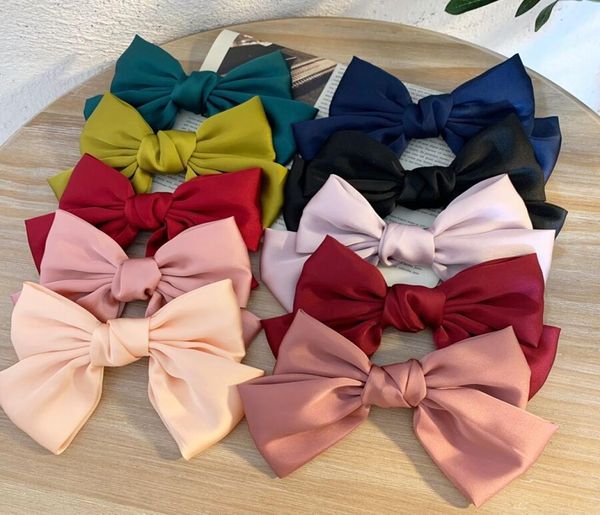 200pcs butterfly fabric hair pins hair accessories bridal girls hair decoration cute dhl color randomly9665894, Black;brown
200pcs butterfly fabric hair pins hair accessories bridal girls hair decoration cute dhl color randomly9665894, Black;brown