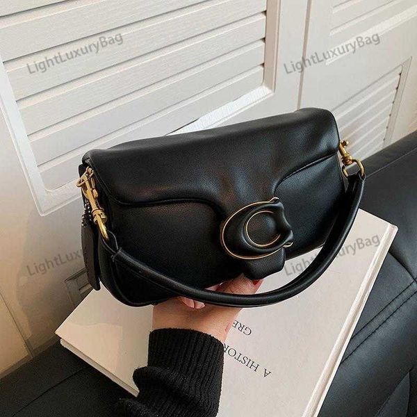 brand designer letter c cloud bags crossbody bag fashion shoulder bags wild form women soft leather classic luxury modern handbags tote fema
brand designer letter c cloud bags crossbody bag fashion shoulder bags wild form women soft leather classic luxury modern handbags tote fema