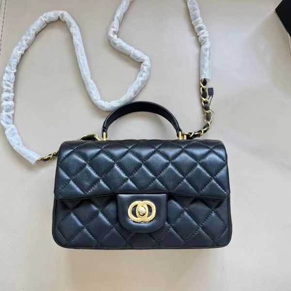 luxury designer handbag for womens fashionable retro crossbody bags with sheepskin metal handle chain diamond grid shoulder bags
luxury designer handbag for womens fashionable retro crossbody bags with sheepskin metal handle chain diamond grid shoulder bags