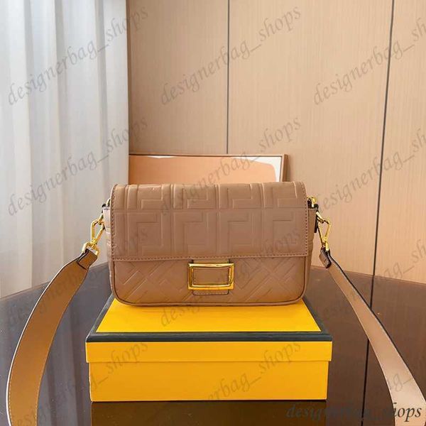 new designer bag shoulder bag crossbody bag women shoulder bag handbag removable handle shoulder strap fashion crossbody purse with magnetic
new designer bag shoulder bag crossbody bag women shoulder bag handbag removable handle shoulder strap fashion crossbody purse with magnetic