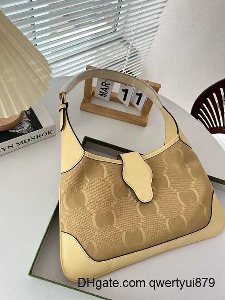 shoulder bags soft hobo bag designer women underarm luxury tote handbag fashion pocket big gletter printed purse lady shopping 4colors femal
shoulder bags soft hobo bag designer women underarm luxury tote handbag fashion pocket big gletter printed purse lady shopping 4colors femal