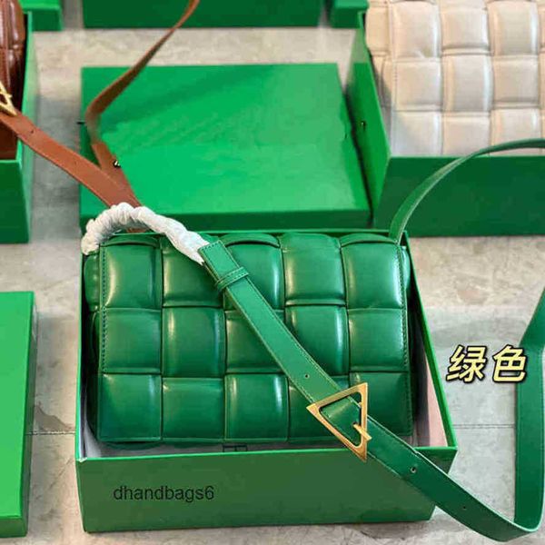 designer bottegas bags venetas cassettes bag wholesaler bottegas tofu women 2023 handbags triangle cassettes single shoulder messenger leath
designer bottegas bags venetas cassettes bag wholesaler bottegas tofu women 2023 handbags triangle cassettes single shoulder messenger leath