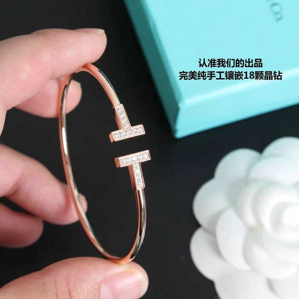high version tiffay high-end double bracelet female rose gold white full diamond inlaid with friayllary open non-diamond coil, Black
high version tiffay high-end double bracelet female rose gold white full diamond inlaid with friayllary open non-diamond coil, Black