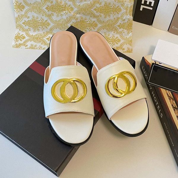 2023 designer slippers women's sandals t-table same g family gold button leather outdoor flat bottom slippers beach sandals, Black
2023 designer slippers women's sandals t-table same g family gold button leather outdoor flat bottom slippers beach sandals, Black