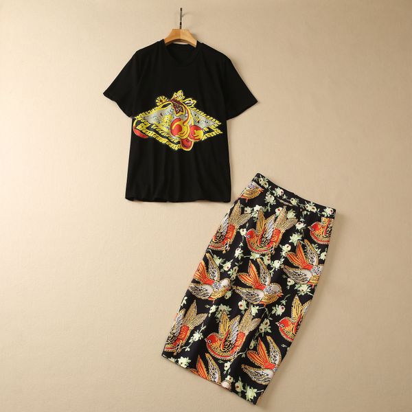 european and american women's clothes 2023 summer new short sleeved black t-shirt bird print skirt fashion suit, White
european and american women's clothes 2023 summer new short sleeved black t-shirt bird print skirt fashion suit, White