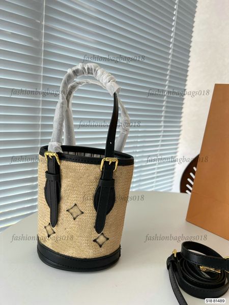 m82418 raffia nano bucket handbag summer 2023 by the pool womens designer shoulder bag black monograms pattern purse mini bucket bag for lad
m82418 raffia nano bucket handbag summer 2023 by the pool womens designer shoulder bag black monograms pattern purse mini bucket bag for lad