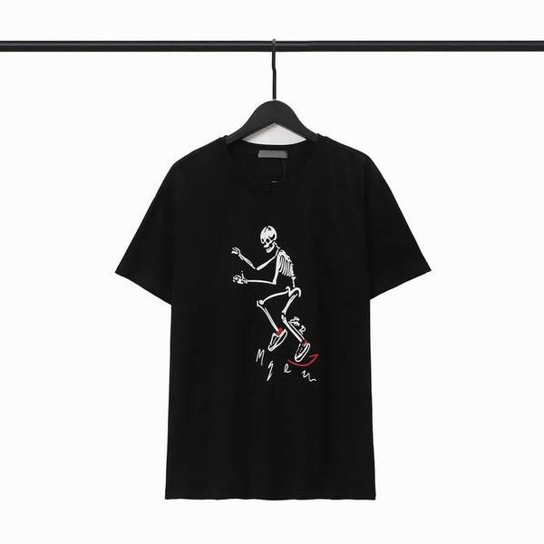 designers t shirt mcqueen shirt summer mens womens tees fashion man s casual chest letter shirt luxurys clothing street mcqueens shorts sle, White;black
designers t shirt mcqueen shirt summer mens womens tees fashion man s casual chest letter shirt luxurys clothing street mcqueens shorts sle, White;black