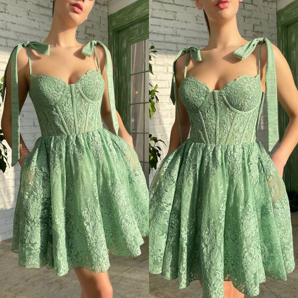 sweet green short homecoming dresses spaghetti lace appliques mini cocktail homecoming dress zipper back, Blue;pink
sweet green short homecoming dresses spaghetti lace appliques mini cocktail homecoming dress zipper back, Blue;pink