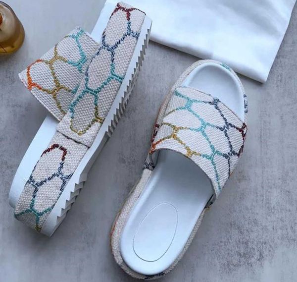 luxury designer beach platform slippers sandals for women fashion embroider rubber mules flat summer ladies casual slides shoes15, Black
luxury designer beach platform slippers sandals for women fashion embroider rubber mules flat summer ladies casual slides shoes15, Black