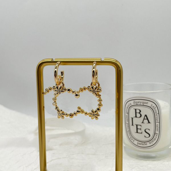 2023 luxury quality charm drop earring with diamond and special desgn in 18k gold plated have box stamp ps7185b, Golden
2023 luxury quality charm drop earring with diamond and special desgn in 18k gold plated have box stamp ps7185b, Golden