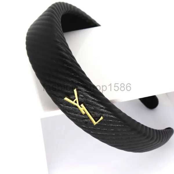 3 colors designer hairpin headbands elastic leather hair hoop handmade retro exaggerated personality temperament headband artificial leather, Silver
3 colors designer hairpin headbands elastic leather hair hoop handmade retro exaggerated personality temperament headband artificial leather, Silver