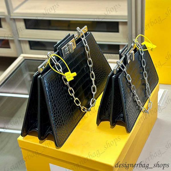 2023 new brand name bag spring and summer women's fashion crossbody bag leather shoulder strap plus chain shoulder strap multi-color ha
2023 new brand name bag spring and summer women's fashion crossbody bag leather shoulder strap plus chain shoulder strap multi-color ha